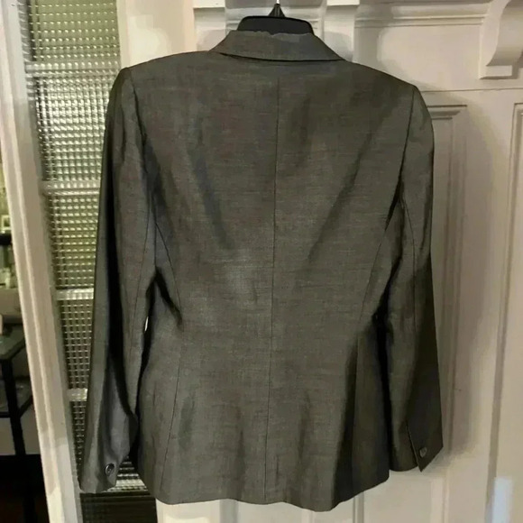 Tahari blazer size 2 long sleeve Dark Gray 3 Silver Metal button close - Picture 2 of 9